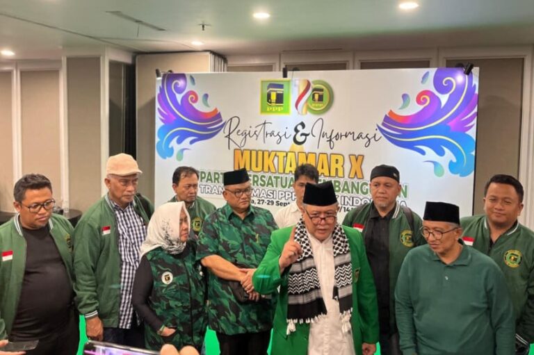 muktamar-ppp-ricuh-husnan-bey-dinilai-figur-penengah-yang-sejuk-smo.jpg