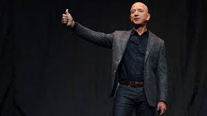 jeff-bezos-siap-bangun-pusat-data-di-luar-angkasa-rsq.jpg