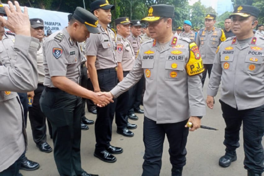 kapolda-metro-jaya-luncurkan-pamapta-polisi-harus-hadir-dengan-pelayanan-humanis-nnq.jpg