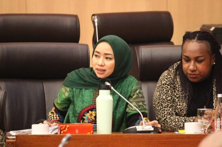 legislator-pkb-kritisi-lambannya-pp-turunan-uu-minerba-lll.jpg