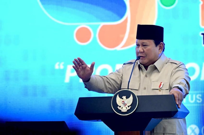satu-tahun-pemerintahan-prabowo-ekonom-beri-sederet-catatan-fcc.jpg