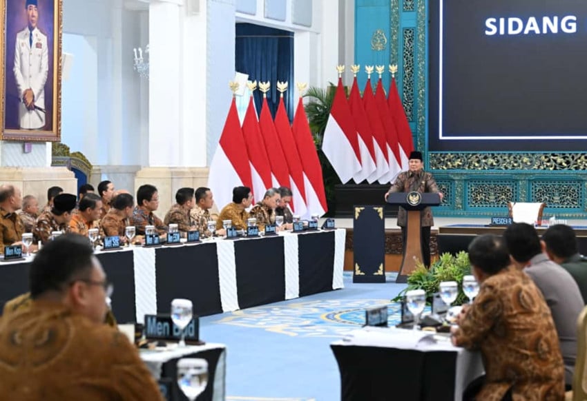 setahun-pemerintahan-prabowo-dipuji-program-strategisnya-dianggap-terukur-eiu.jpg