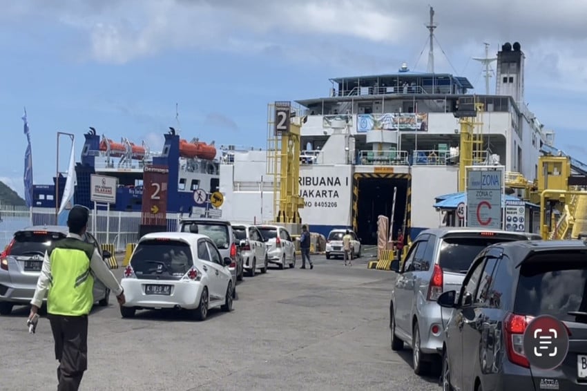 kepadatan-puncak-arus-balik-2026-6-kapal-tambahan-disiapkan-di-pelabuhan-bakauheni-mlf.jpeg