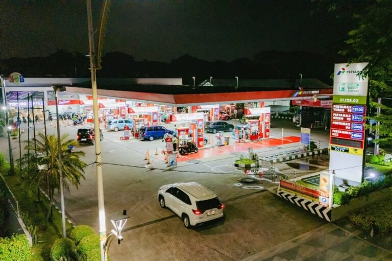 ini-daftar-harga-bbm-non-subsidi-pertamina-yang-naik-per-18-april-2026-zgm.jpeg
