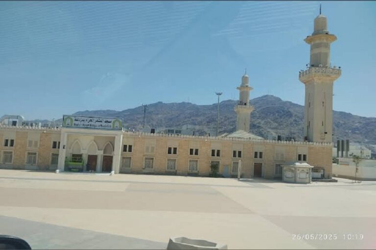 inilah-4-masjid-yang-harus-dikunjungi-jemaah-saat-melaksanakan-ibadah-haji-rft.jpg