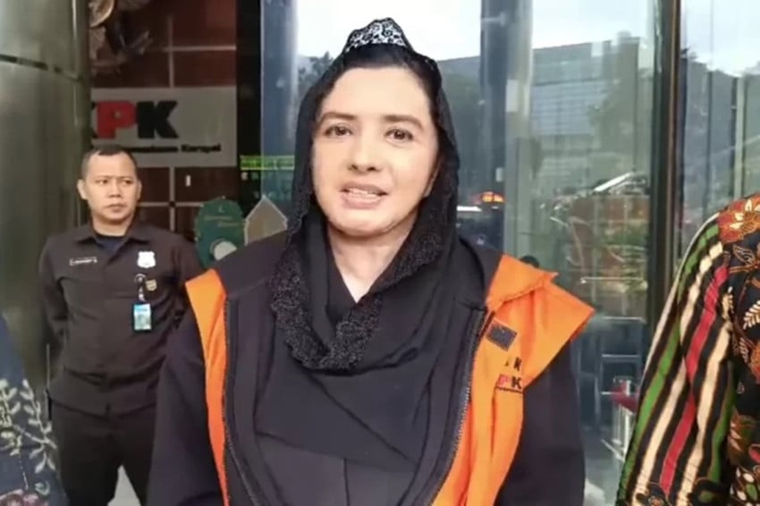 kpk-duga-fadia-arafiq-terima-gratifikasi-dibantu-ajudan-cck.jpg
