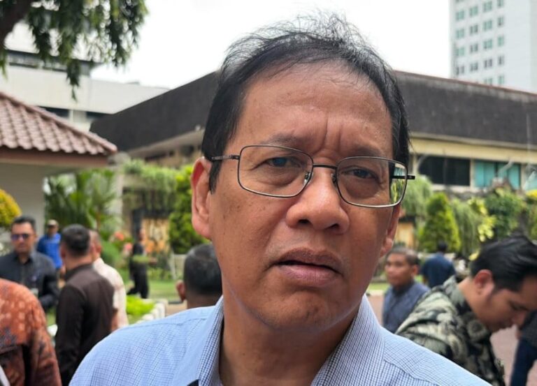 purbaya-sebut-penyaluran-bansos-lewat-kopdes-arahan-langsung-prabowo-rsq.jpeg