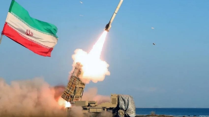 pimred-alwefaq-iran-tidak-akan-menunggu-selesai-pemilu-as-untuk-berperang-nky.jpg